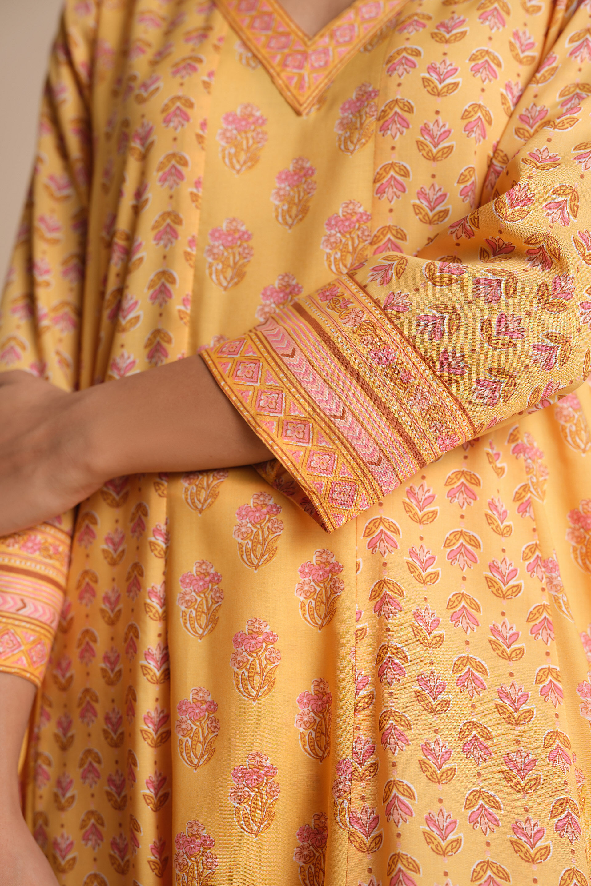 Roshna Kurta Set, Mustard, image 5